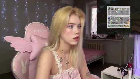Snapshot of iamcassidy chatting on 02.25.26 Cassie STREAMS HERE EVERYDAY online show from 02.25.26