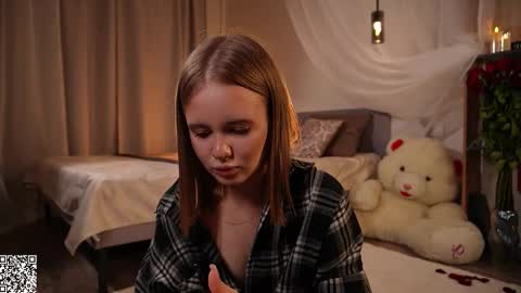 Claire online show from 11.15.25