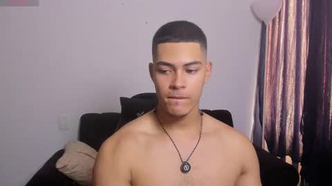 Dylan  independent model  online show from 03.25.26