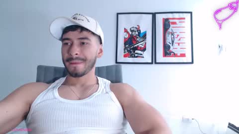  INDEPENDENT MODEL online show from 11.04.25