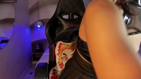 Nayuta online show from 03.12.25