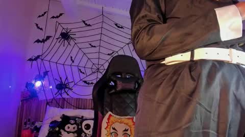 Nayuta online show from 10.22.25