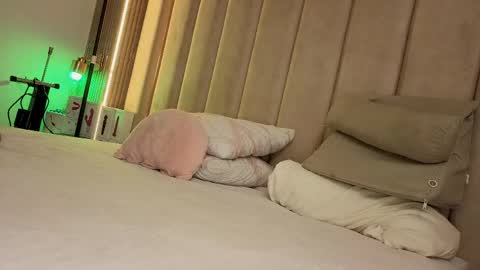 Nyxy online show from 04.07.26