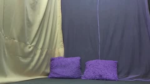 Snapshot of iamyourzzz_ chatting on 03.12.25 Kiara online show from 03.12.25