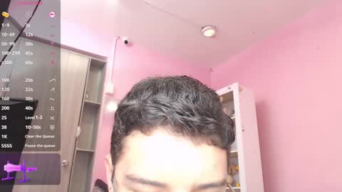 Snapshot of ian_castillo_ chatting on 12.11.24 IAN CASTILLO online show from 12.11.24