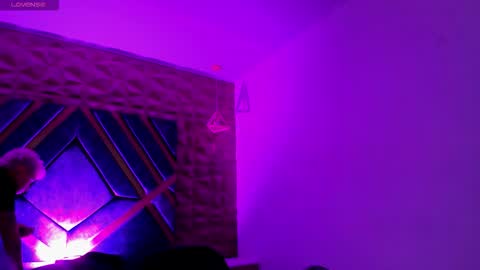 IAN CASTILLO online show from 02.02.26