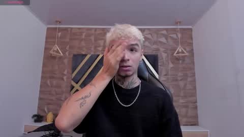 IAN CASTILLO online show from 02.06.26