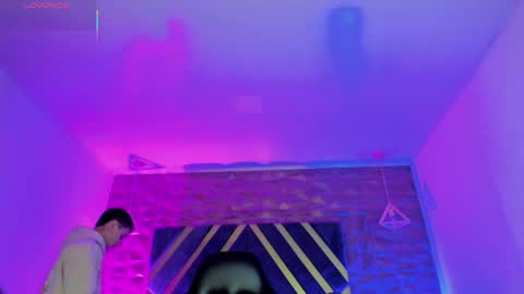 IAN CASTILLO online show from 04.09.26