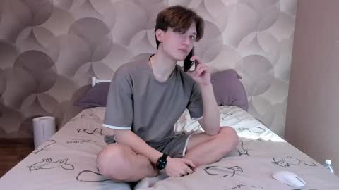 Ian Flor online show from 04.10.26