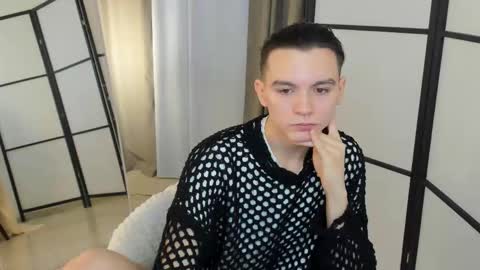 Snapshot of ian_harrickton chatting on 02.06.26 ian online show from 02.06.26