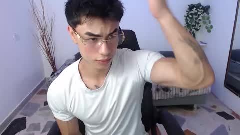 Ian  online show from 02.06.26