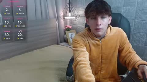 ian online show from 09.10.25