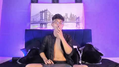 Snapshot of ianwayne_ chatting on 12.09.24 Andrew online show from 12.09.24