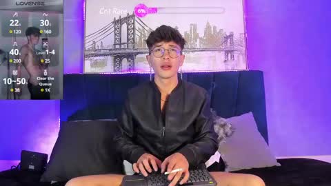 Snapshot of ianwayne_ chatting on 12.12.24 Andrew online show from 12.12.24