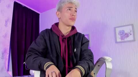 Snapshot of ianwayne_ chatting on 02.20.25 Andrew online show from 02.20.25