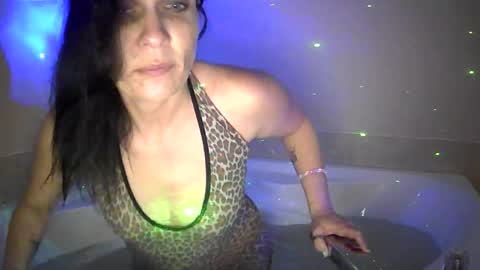 icarley8338 online show from 02.11.26