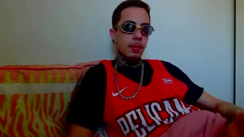 Snapshot of icaro0223 chatting on 10.09.25 icaro0223 online show from 10.09.25