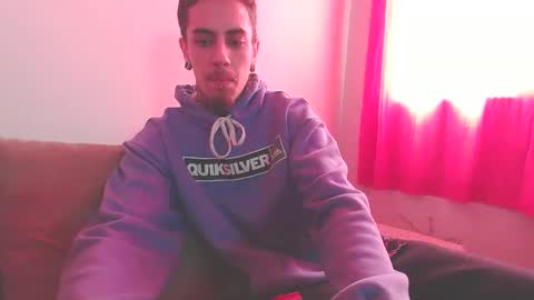 Snapshot of icaro0223 chatting on 10.29.25 icaro0223 online show from 10.29.25