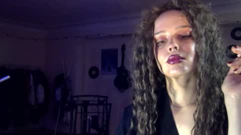 Nina online show from 03.12.26