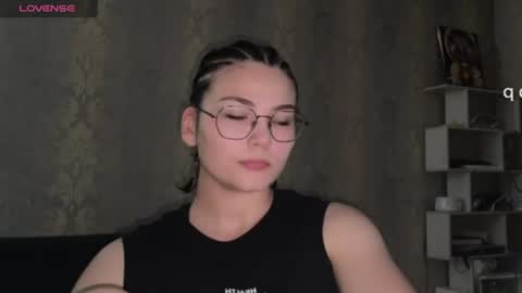 Snapshot of iceeheart chatting on 07.15.26 Ksenia online show from 07.15.26