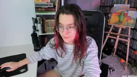 Julia online show from 03.07.25