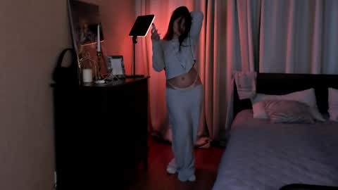 Snapshot of iceicebabe_ chatting on 05.12.26 Aiza online show from 05.12.26