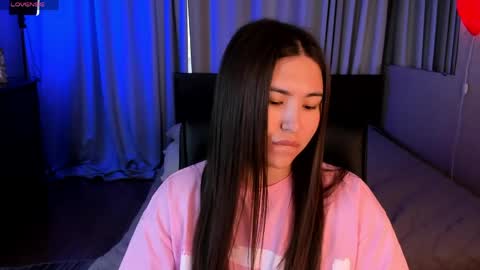Snapshot of iceicebabe_ chatting on 05.25.26 Aiza online show from 05.25.26