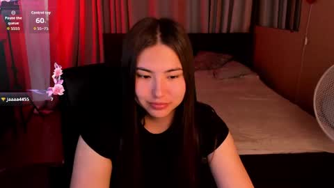 Snapshot of iceicebabe_ chatting on 06.17.26 Aiza online show from 06.17.26