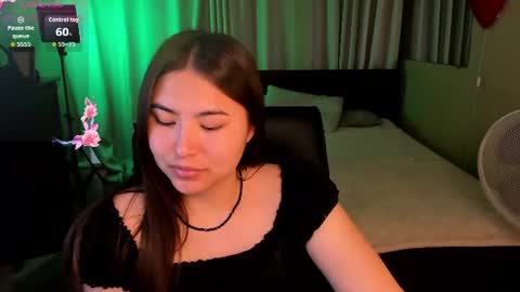 Snapshot of iceicebabe_ chatting on 06.19.26 Aiza online show from 06.19.26