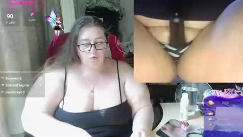 Snapshot of iceprincess2bad4u chatting on 12.14.24 Iceprincess2bad4u online show from 12.14.24