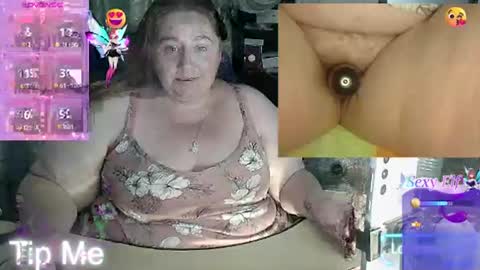 Snapshot of iceprincess2bad4u chatting on 02.05.25 Iceprincess2bad4u online show from 02.05.25