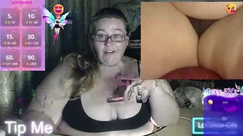 Snapshot of iceprincess2bad4u chatting on 03.07.25 Iceprincess2bad4u online show from 03.07.25