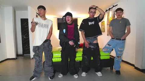 THOMAS AND DAMIAND online show from 12.22.25