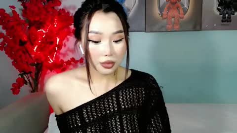 Snapshot of ichiben chatting on 09.22.25 ichiben online show from 09.22.25