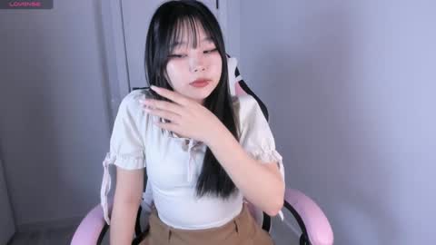 Hitomi   online show from 01.06.25