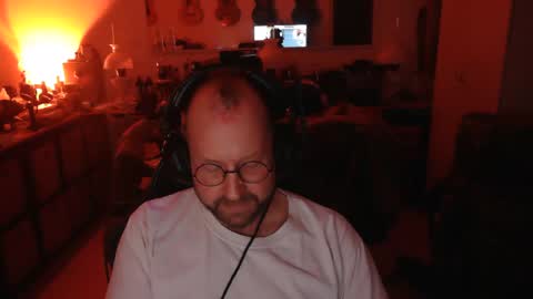 Snapshot of icum4ladies2021 chatting on 12.04.25 icum4ladies2021 online show from 12.04.25