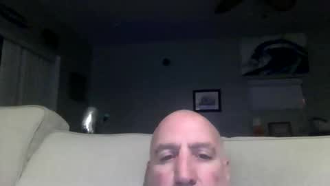 Snapshot of icumming chatting on 05.15.26 icumming online show from 05.15.26