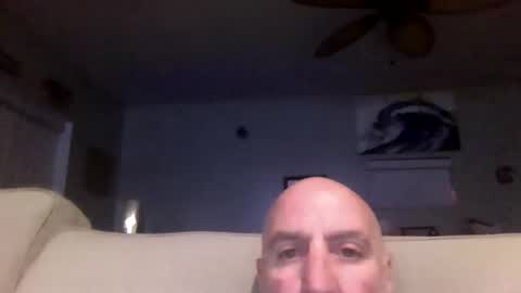 Snapshot of icumming chatting on 05.19.26 icumming online show from 05.19.26