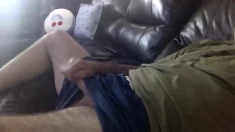 Snapshot of icumming chatting on 05.19.26 icumming online show from 05.19.26