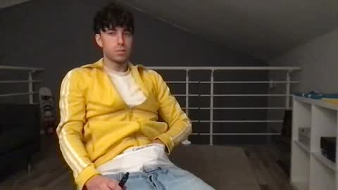 Snapshot of icyninesix chatting on 02.05.25 icyninesix online show from 02.05.25