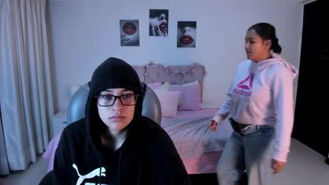 Icy online show from 09.25.25