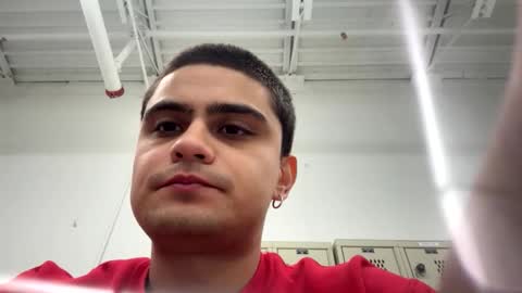 idkimjusttyping1000 online show from 11.02.25