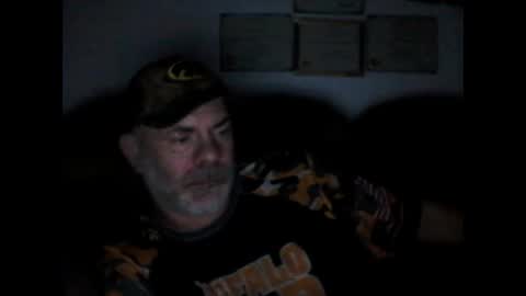 idkwhyidothis348732 online show from 12.29.24