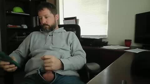 Snapshot of ifuk1stdate chatting on 12.16.24 Hung office Stud online show from 12.16.24