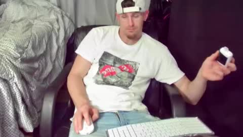 Amiri Roue online show from 02.14.25