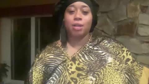 Snapshot of ih8vyx chatting on 09.27.25 ih8vyx online show from 09.27.25