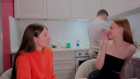 Julia and Mira online show from 01.15.26