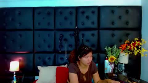 Snapshot of iisalombardi chatting on 06.17.26 iisalombardi online show from 06.17.26