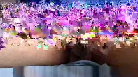 Snapshot of ikbenzo chatting on 02.15.25 ikbenzo online show from 02.15.25