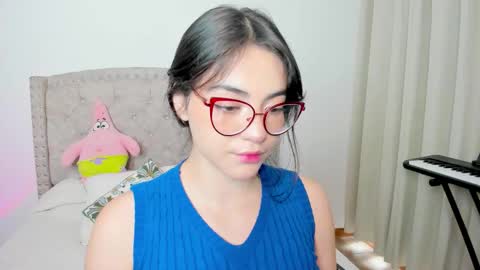 Snapshot of iki_mei chatting on 09.18.25 Maria online show from 09.18.25